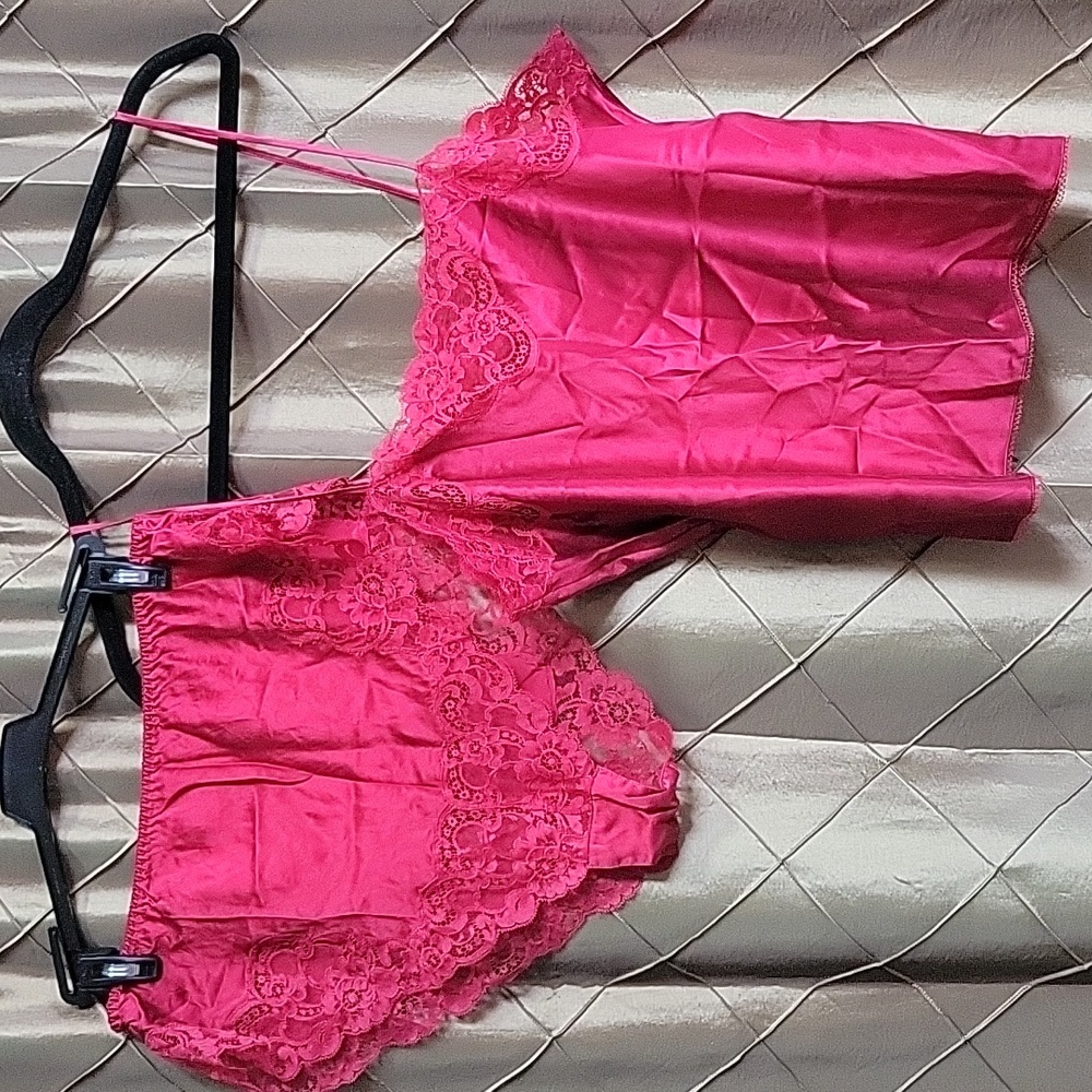 EUC- Vintage Nordstrom 100% Silk 2 Piece Cami & Tanga Pant Set